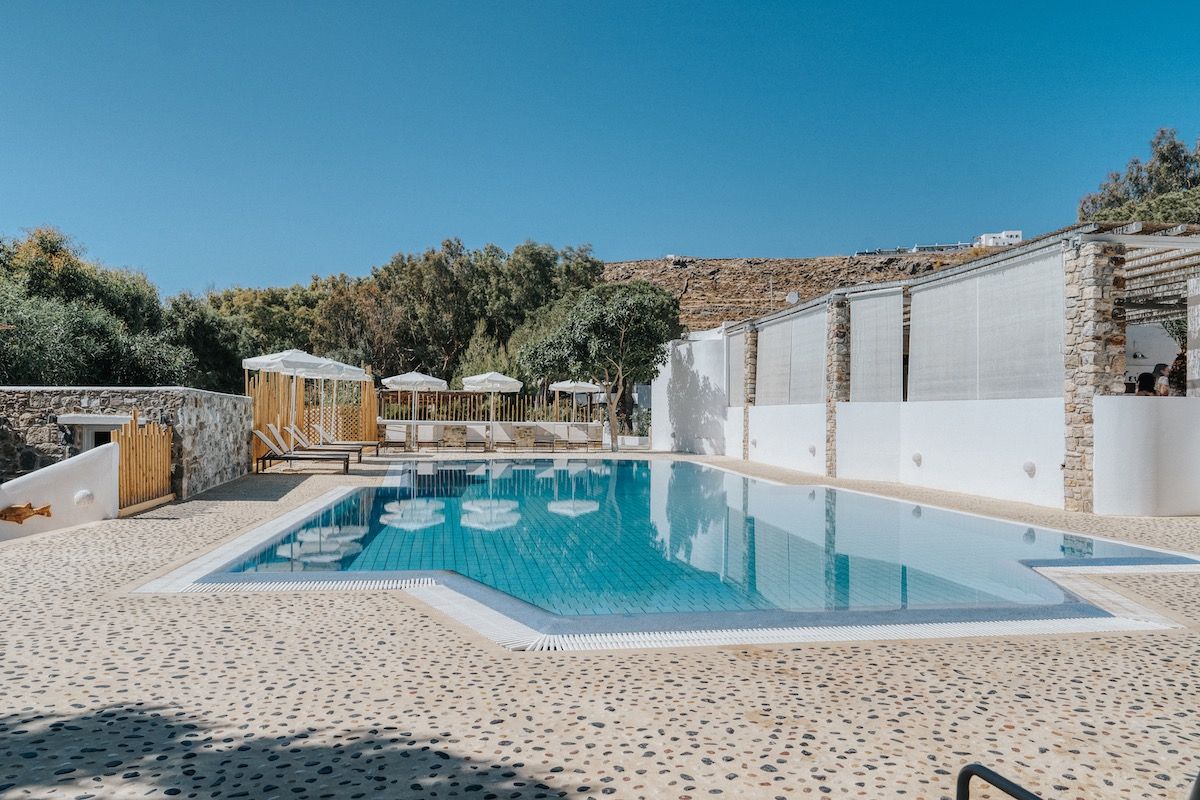 Bungalows Swimming Pool   Summer in Serifos is meant to be relaxing