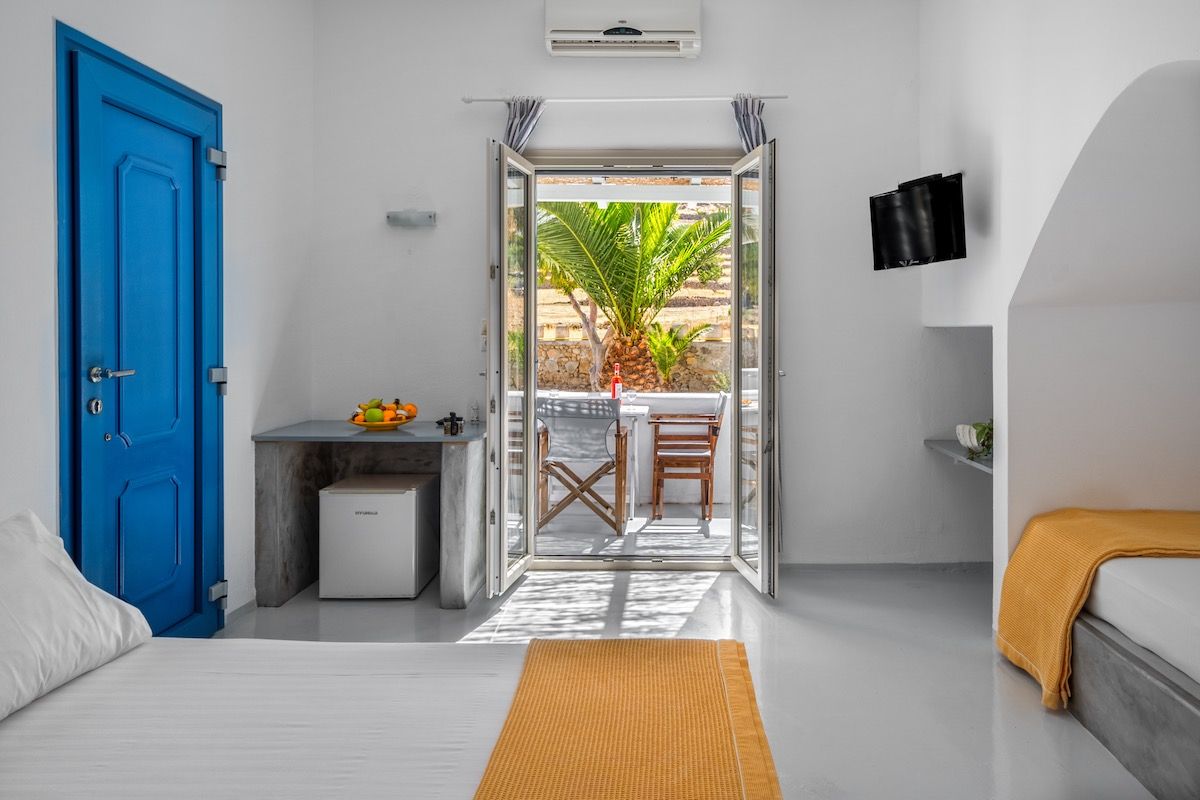 Bungalows for up to 3 guests in Serifos