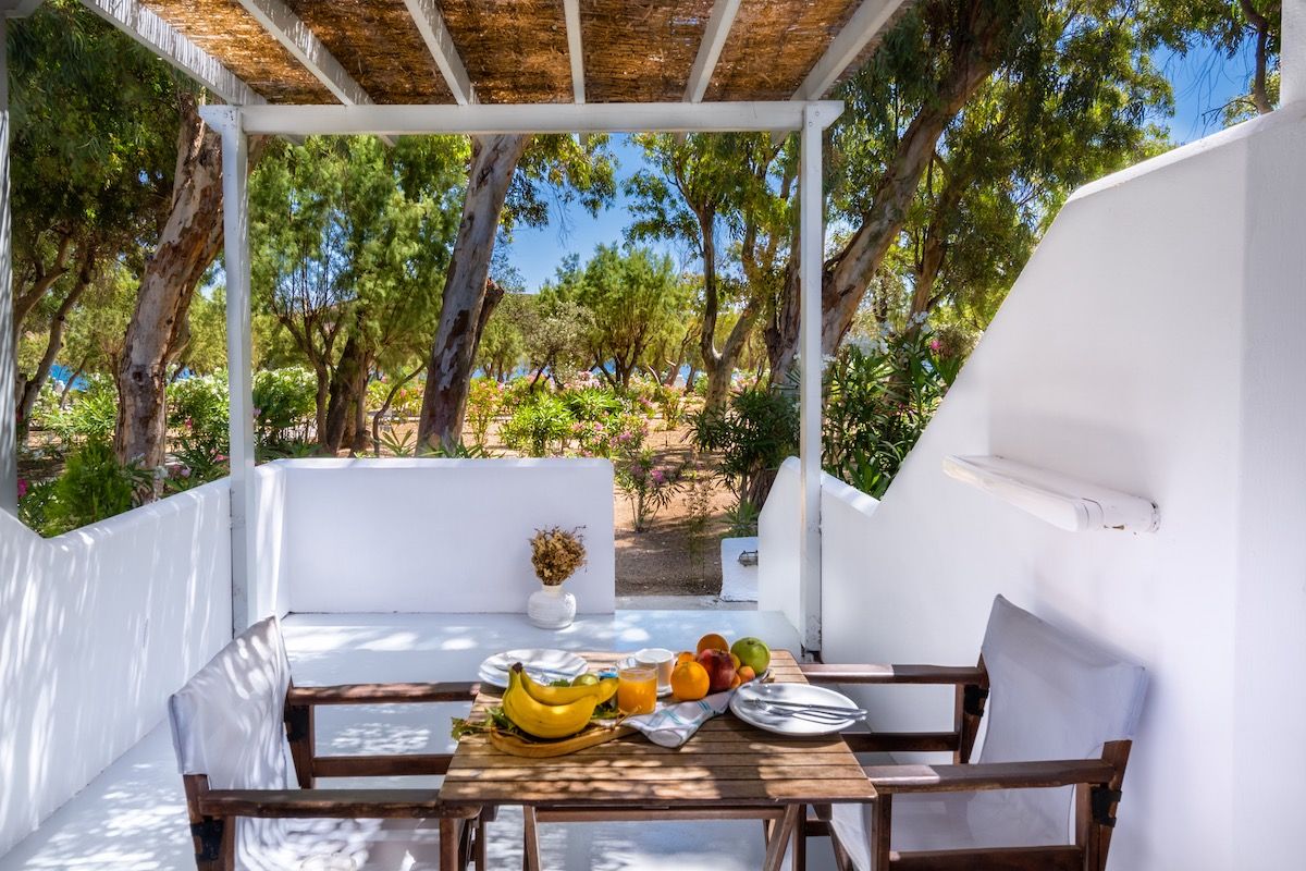 Accommodation in Serifos, up to 4 Guests Family bungalows